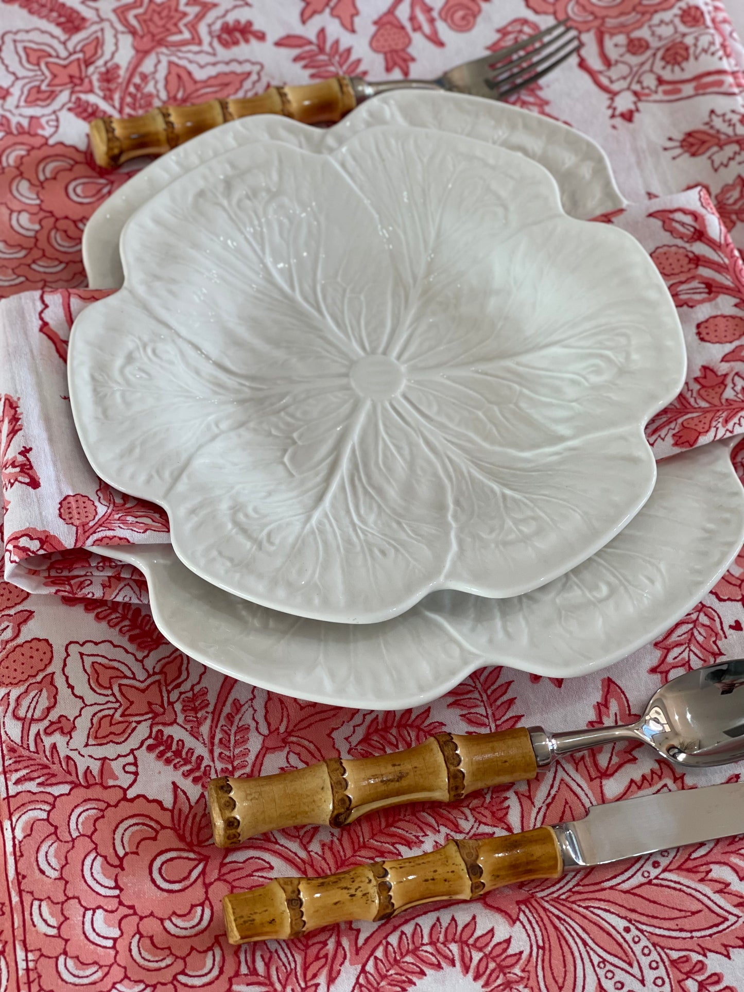 PENELOPE CORAL TABLECLOTH